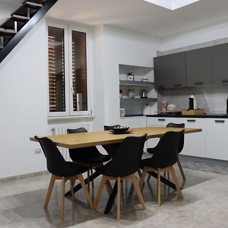 ブリンディジLaviano Houseアパートメント エクステリア 写真